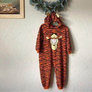 Vintage Winnie the Pooh Tigger jumpsuit union suit costume